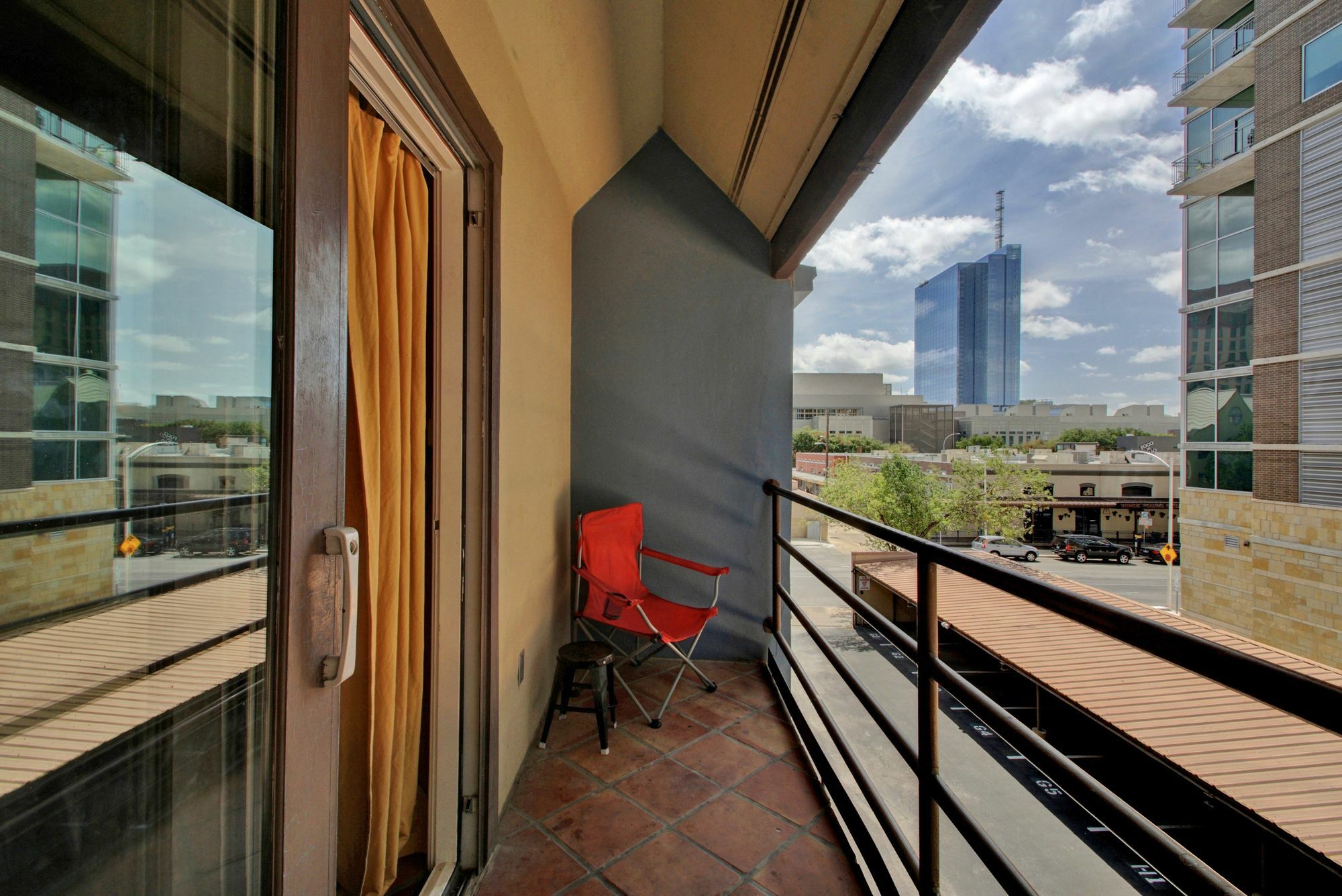8 Bedroom Downtown Condo By Austinstays Exterior photo