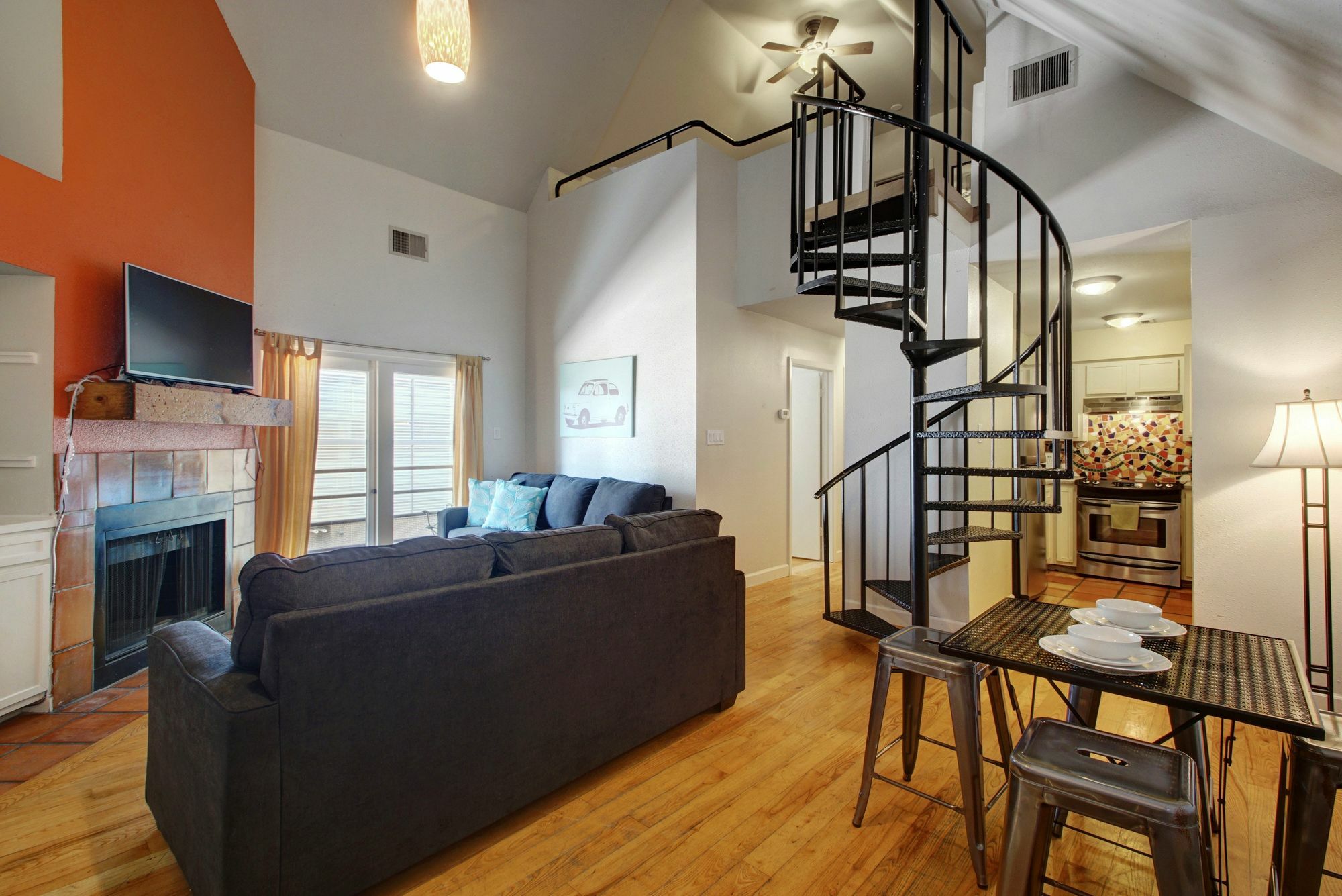 8 Bedroom Downtown Condo By Austinstays Exterior photo